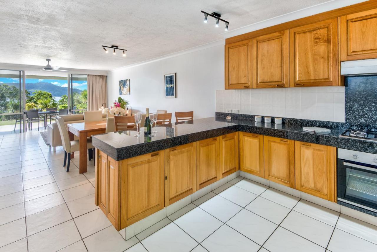 Beach Front Lagoon Lodge Apartments Hamilton Island Buitenkant foto