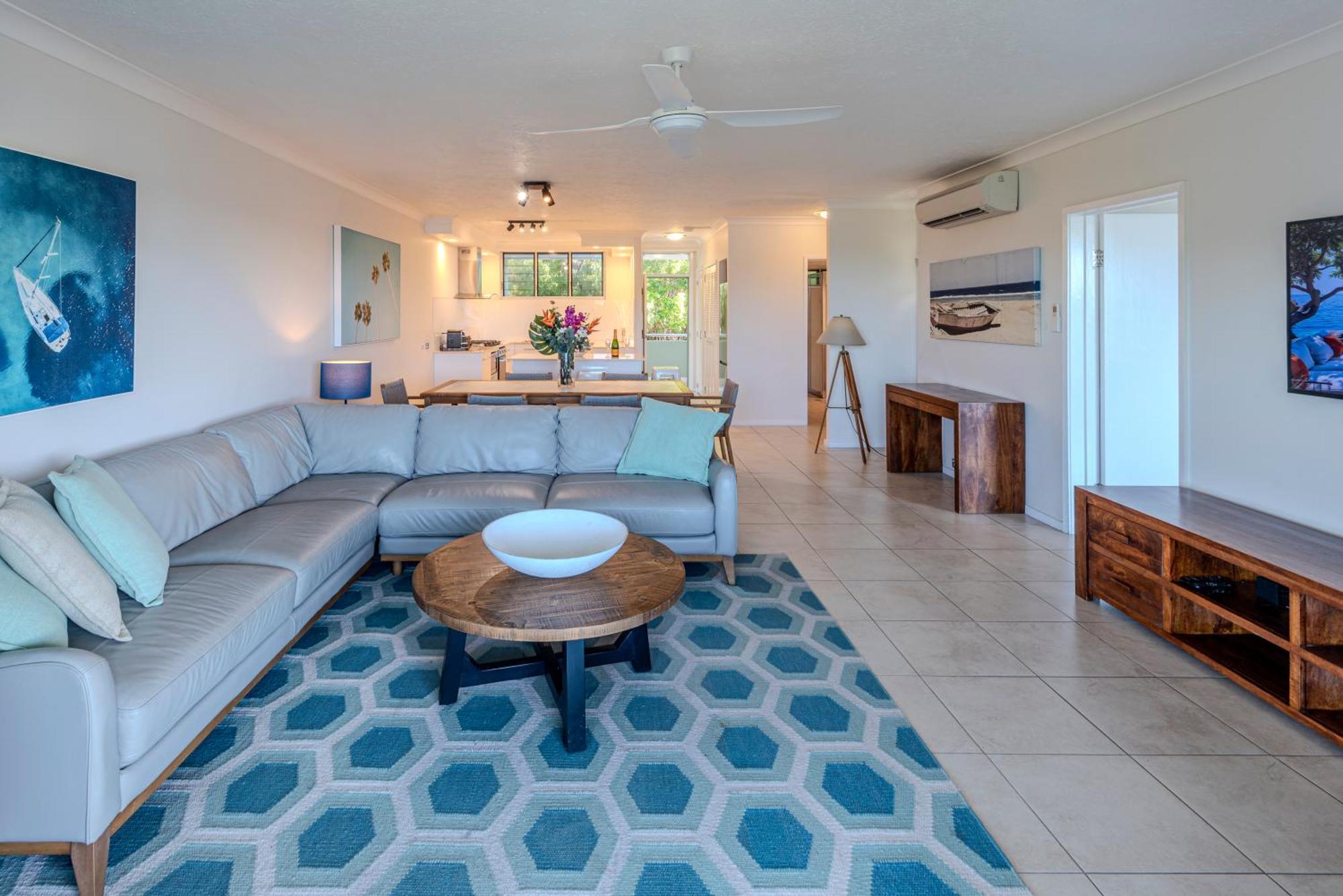 Beach Front Lagoon Lodge Apartments Hamilton Island Buitenkant foto